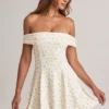 Rochie mini Jaida Modal cu umeri decupați și croi în A, cu imprimeu floral Rochie mini Jaida Modal cu umeri decupați și croi în A, cu imprimeu floral