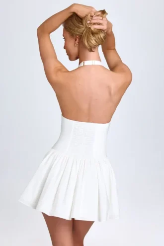 rochie mini jessalie cu decolteu halter i pliuri n culoarea alb 2 330x495 - Rochie mini Jessalie cu decolteu halter și pliuri, &icirc;n culoarea alb