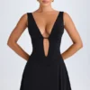Rochie mini Kalista cu decupaj adânc, de culoare neagră