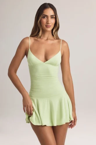 Rochie mini Kelbie din modal, cu volane, în formă de A, în verde salvie Rochie mini Kelbie din modal, cu volane, în formă de A, în verde salvie