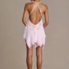 Rochie mini Mariette din șifon premium, cu decolteu adânc și spate decupat, în roz pal Rochie mini Mariette din șifon premium, cu decolteu adânc și spate decupat, în roz pal
