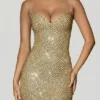 Rochie mini Mischa cu decolteu în formă de inimă și ornamente, în culoarea aurie