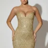 Rochie mini Mischa cu decolteu în formă de inimă și ornamente, în culoarea aurie