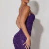 Rochie mini Mischa cu decolteu în formă de inimă și ornamente, în culoarea violet
