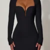Rochie mini mulată Adelia cu decupaje în formă de inimă, negru Rochie mini mulată Adelia cu decupaje în formă de inimă, negru