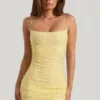 Rochie mini mulată cu decolteu rotund și ornamente Lunetta, galben Rochie mini mulată cu decolteu rotund și ornamente Lunetta, galben