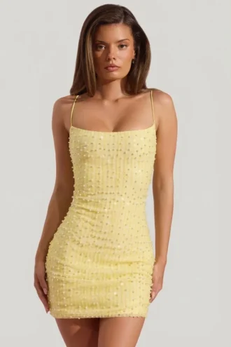 Rochie mini mulată cu decolteu rotund și ornamente Lunetta, galben Rochie mini mulată cu decolteu rotund și ornamente Lunetta, galben