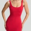 Rochie mini mulată cu spate decupat Evie în roșu cireș Rochie mini mulată cu spate decupat Evie în roșu cireș