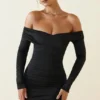 Rochie mini mulată cu umeri decupați și drapaje Rosanna, negru Rochie mini mulată cu umeri decupați și drapaje Rosanna, negru
