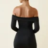Rochie mini mulată cu umeri decupați și drapaje Rosanna, negru Rochie mini mulată cu umeri decupați și drapaje Rosanna, negru