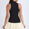 Rochie mini Nabila cu guler înalt, talie coborâtă și tiv bufant, din modal, în culoarea negru Rochie mini Nabila cu guler înalt, talie coborâtă și tiv bufant, din modal, în culoarea negru