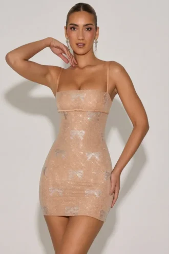 Rochie mini Olwen cu detalii de fundă, în culoarea Almond Rochie mini Olwen cu detalii de fundă, în culoarea Almond