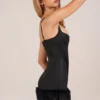 Rochie mini Rixelle din satin cu guler pătrat, corset și blană artificială, în culoarea negru Rochie mini Rixelle din satin cu guler pătrat, corset și blană artificială, în culoarea negru