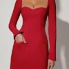 Rochie mini roșie cu decolteu în formă de inimă, mâneci lungi și croi în A, model Corinne Rochie mini roșie cu decolteu în formă de inimă, mâneci lungi și croi în A, model Corinne