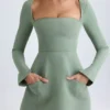 Rochie mini structurată cu guler pătrat Taesha, în nuanța verde kaki
