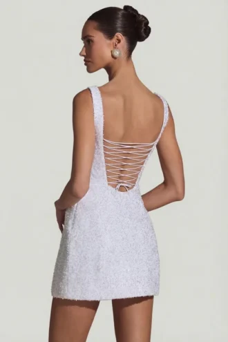Rochie mini structurată, în linie A, cu ornamente, Dominique, în alb Rochie mini structurată, în linie A, cu ornamente, Dominique, în alb