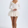 Rochie mini Tallou din modal, cu talie coborâtă și tiv bufant, în culoarea ivoriu Rochie mini Tallou din modal, cu talie coborâtă și tiv bufant, în culoarea ivoriu