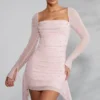 Rochie mini Tivoli cu mâneci lungi, guler cowl și ornamente, în nuanța Blush Rochie mini Tivoli cu mâneci lungi, guler cowl și ornamente, în nuanța Blush
