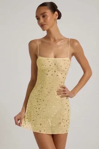 Rochie mini transparentă cu decolteu pătrat și ornamente Averie, în culoarea galben Rochie mini transparentă cu decolteu pătrat și ornamente Averie, în culoarea galben