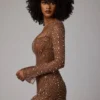 Rochie mini transparentă cu mâneci lungi și decorațiuni, croi în A, Zeta, în culoarea Mocha Rochie mini transparentă cu mâneci lungi și decorațiuni, croi în A, Zeta, în culoarea Mocha
