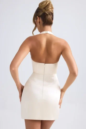 Rochie mini tulip structurată cu gât halter Harmonia, culoare ivoriu Rochie mini tulip structurată cu gât halter Harmonia, culoare ivoriu