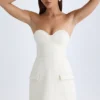 Rochie mini tulipă structurată fără bretele Arta în culoarea vanilie Rochie mini tulipă structurată fără bretele Arta în culoarea vanilie