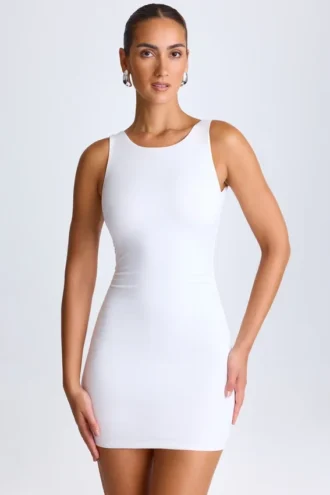 Rochie mini Valetta cu spate decupat, în alb Rochie mini Valetta cu spate decupat, în alb