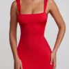 Rochie mini Violetta cu spate legat, în roșu Rochie mini Violetta cu spate legat, în roșu