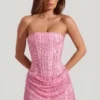 Rochie mini Ziya fără bretele, drapată, cu linie A, în roz Rochie mini Ziya fără bretele, drapată, cu linie A, în roz