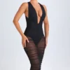 Rochie Safira Ruched Plunge Midaxi în negru Rochie Safira Ruched Plunge Midaxi în negru