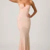 Rochie Vesna cu decolteu în formă de inimă și trenă în formă de pește, în nuanța Dusty Rose Rochie Vesna cu decolteu în formă de inimă și trenă în formă de pește, în nuanța Dusty Rose