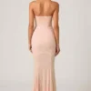 Rochie Vesna cu decolteu în formă de inimă și trenă în formă de pește, în nuanța Dusty Rose Rochie Vesna cu decolteu în formă de inimă și trenă în formă de pește, în nuanța Dusty Rose