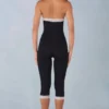 Salopetă capri Calla cu dantelă modală, în negru Salopetă capri Calla cu dantelă modală, în negru