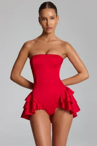 Salopetă corset cu volane și șireturi Priaska în roșu aprins Salopetă corset cu volane și șireturi Priaska în roșu aprins