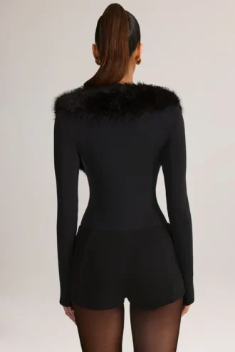 Salopetă corset Nesta cu bordură din blană artificială, negru