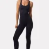 Salopetă Define Luxe cu spate decupat, în negru Salopetă Define Luxe cu spate decupat, în negru