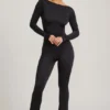 Salopetă Eulalie din jersey elastic cu detaliu fundă, în culoarea neagră Salopetă Eulalie din jersey elastic cu detaliu fundă, în culoarea neagră
