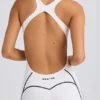 Salopetă Petite Soft Active cu spate decupat, în culoarea alb Salopetă Petite Soft Active cu spate decupat, în culoarea alb