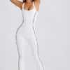 Salopetă Petite Soft Active cu spate decupat, în culoarea alb Salopetă Petite Soft Active cu spate decupat, în culoarea alb