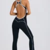 Salopetă Petite Soft Active cu spate decupat, în negru Salopetă Petite Soft Active cu spate decupat, în negru