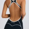 Salopetă Petite Soft Active cu spate decupat, în negru Salopetă Petite Soft Active cu spate decupat, în negru