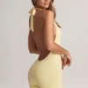 Salopetă scurta fără spate cu nervuri din modal Shelly, culoare Lemon Sherbet Salopetă scurta fără spate cu nervuri din modal Shelly, culoare Lemon Sherbet