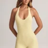 Salopetă scurta fără spate cu nervuri din modal Shelly, culoare Lemon Sherbet Salopetă scurta fără spate cu nervuri din modal Shelly, culoare Lemon Sherbet