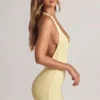 Salopetă scurta fără spate cu nervuri din modal Shelly, culoare Lemon Sherbet Salopetă scurta fără spate cu nervuri din modal Shelly, culoare Lemon Sherbet