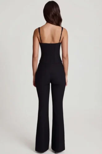 Salopeta Elanie cu guler rotund, corset și picioare evazate, în negru Salopeta Elanie cu guler rotund, corset și picioare evazate, în negru