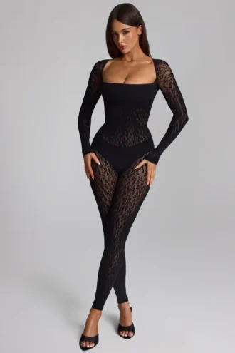 Salopeta Irina din tricot fără cusături, cu mâneci lungi, în culoarea neagră