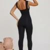Salopeta Romana cu decolteu adânc și talie drapată, în culoarea negru Salopeta Romana cu decolteu adânc și talie drapată, în culoarea negru