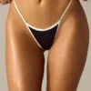 Slipuri de bikini triunghiulare Old Money în negru Slipuri de bikini triunghiulare Old Money în negru