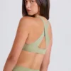 Sutien sport cu decolteu în V și spate încrucișat, culoare Matcha Sutien sport cu decolteu în V și spate încrucișat, culoare Matcha