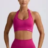 Sutien sport cu gât halter Define Luxe în culoarea Berry Sutien sport cu gât halter Define Luxe în culoarea Berry